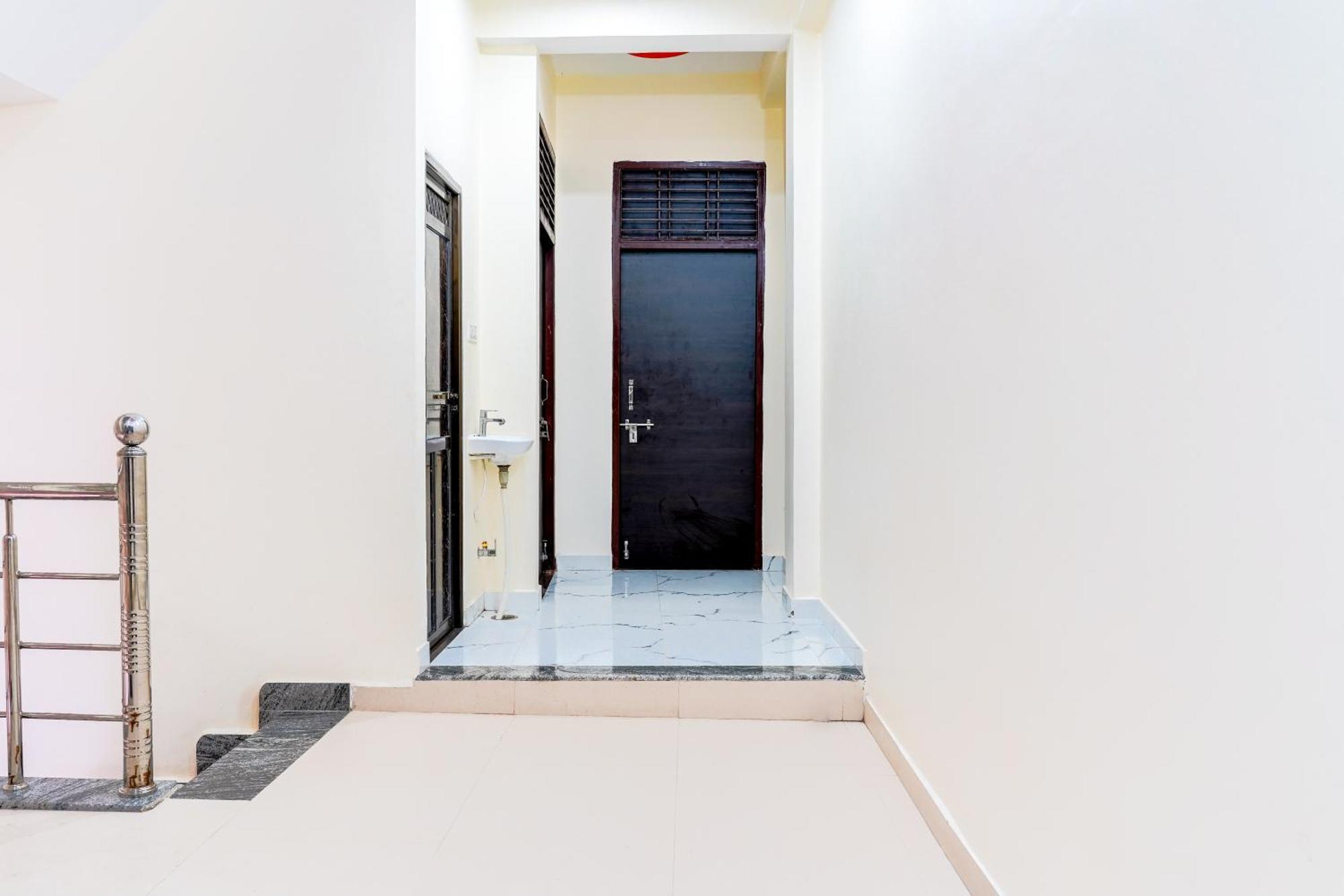 Hotel Gm Residency Varanasi Exterior foto